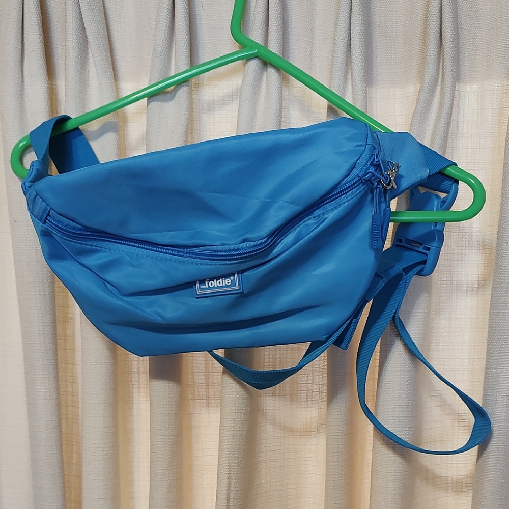 Vibrant Blue Crossbody Bag